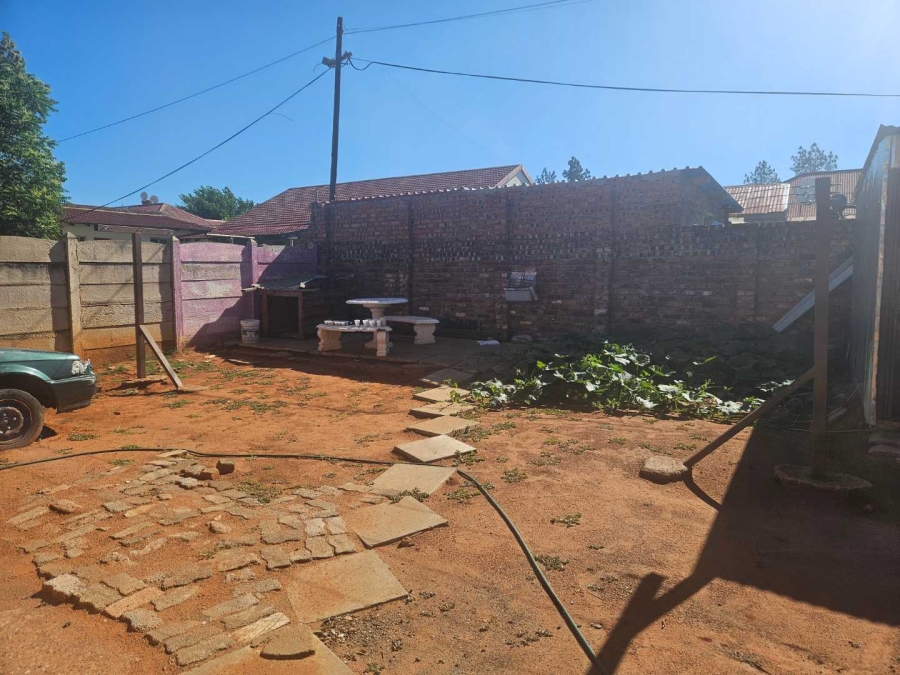 2 Bedroom Property for Sale in Riviera Northern Cape